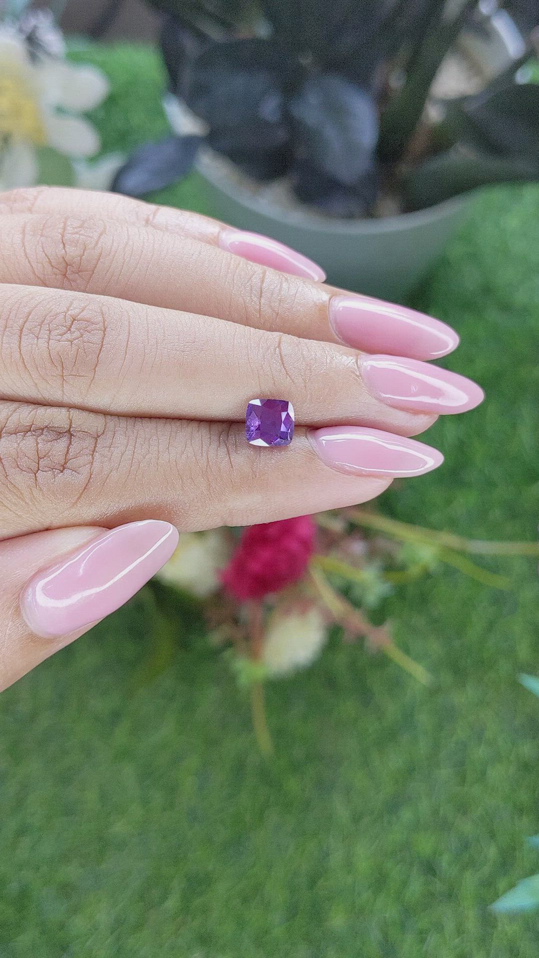 1.26 Ct. Pinkish Purple Sapphire from Tanzania Size Video