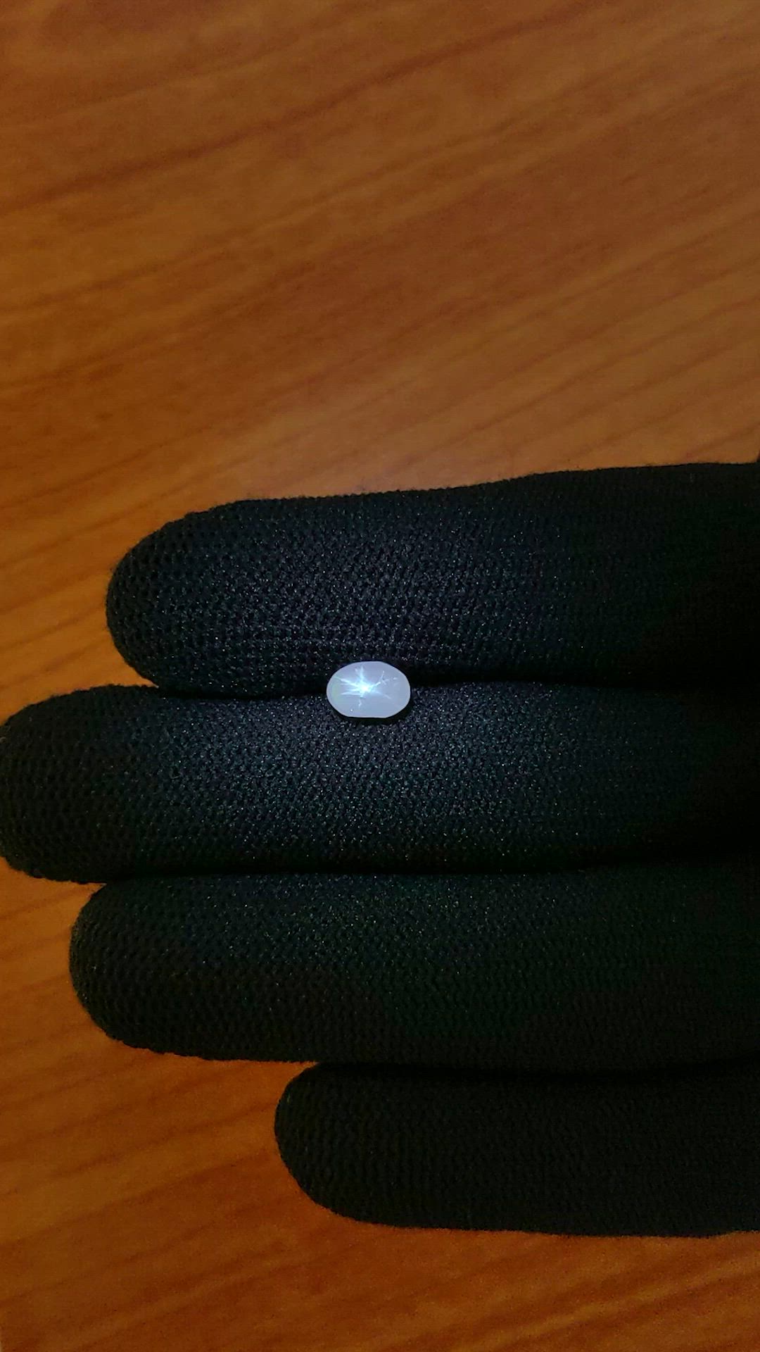 1.24 Ct. White Star Sapphire from Ceylon (Sri Lanka) Size Video