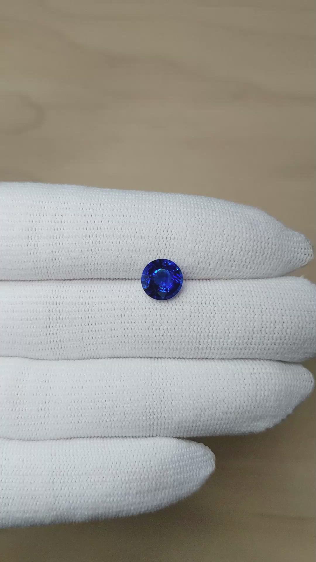 2.53 Ct. Blue Sapphire from Ceylon (Sri Lanka) Size Video