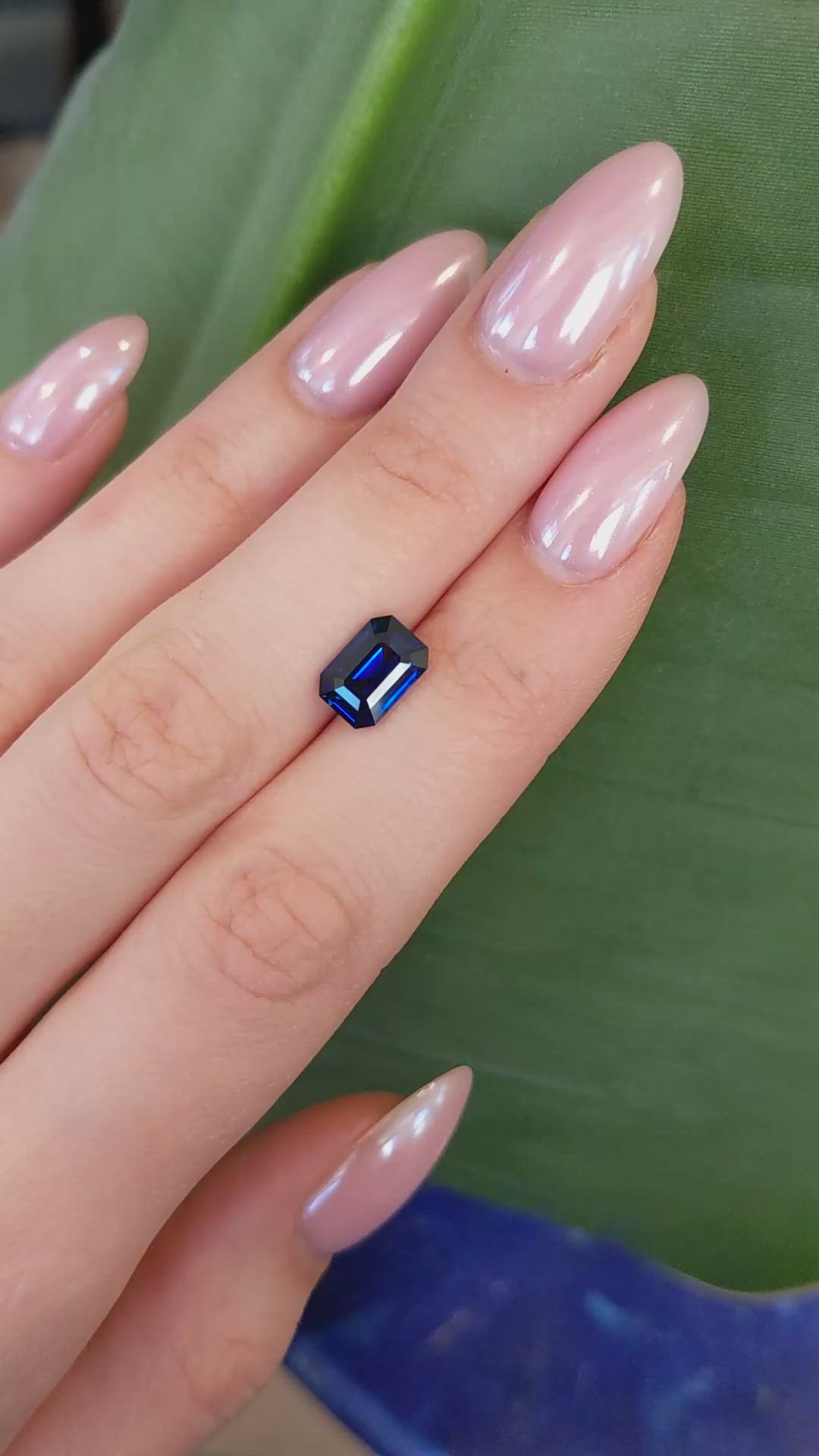 2.52 Ct. Blue Sapphire from Ceylon (Sri Lanka) Size Video
