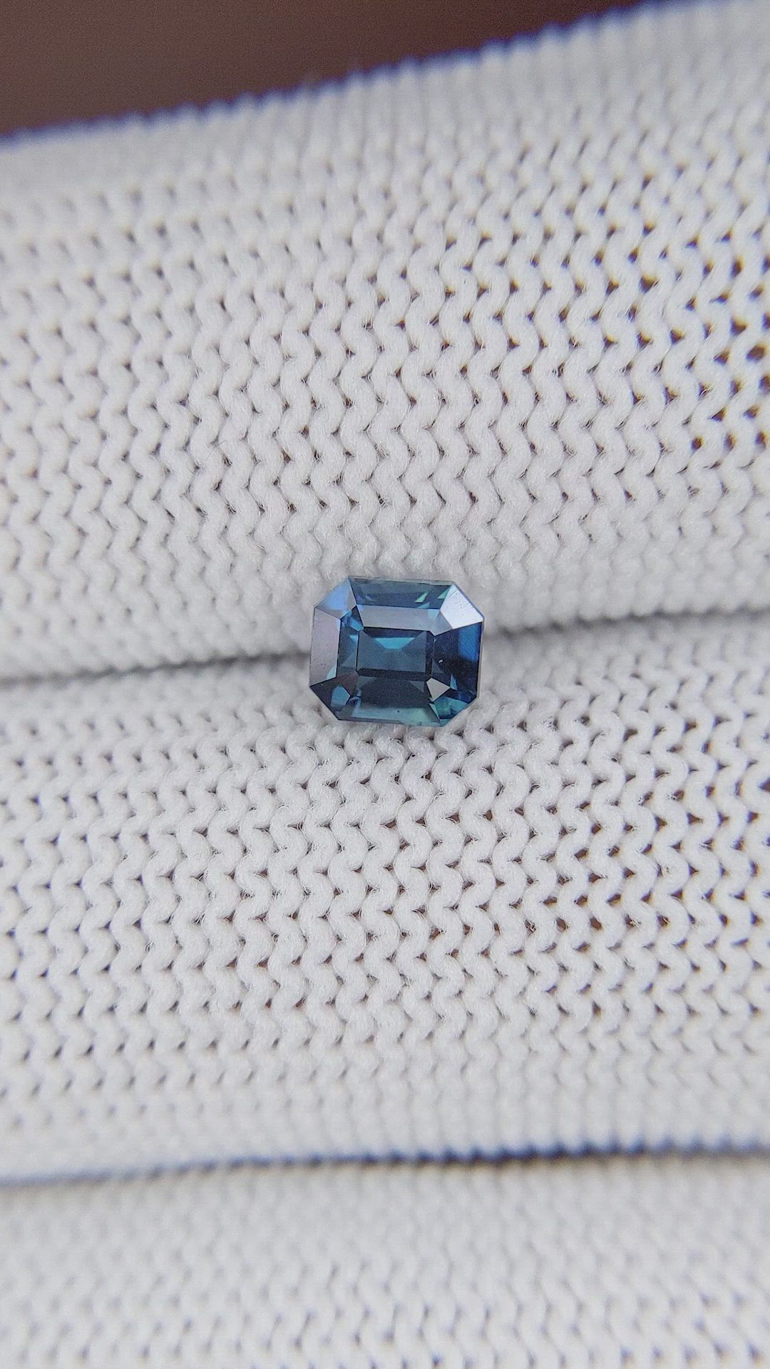 0.93 Ct. Greenish Blue Sapphire from Nigeria Size Video