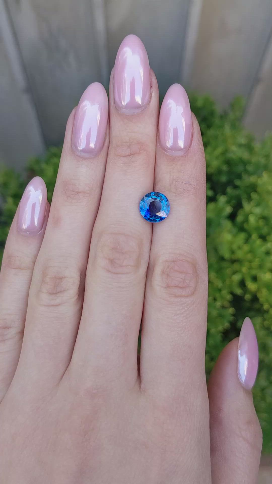 3.25 Ct. Blue Sapphire from Ceylon (Sri Lanka) Size Video