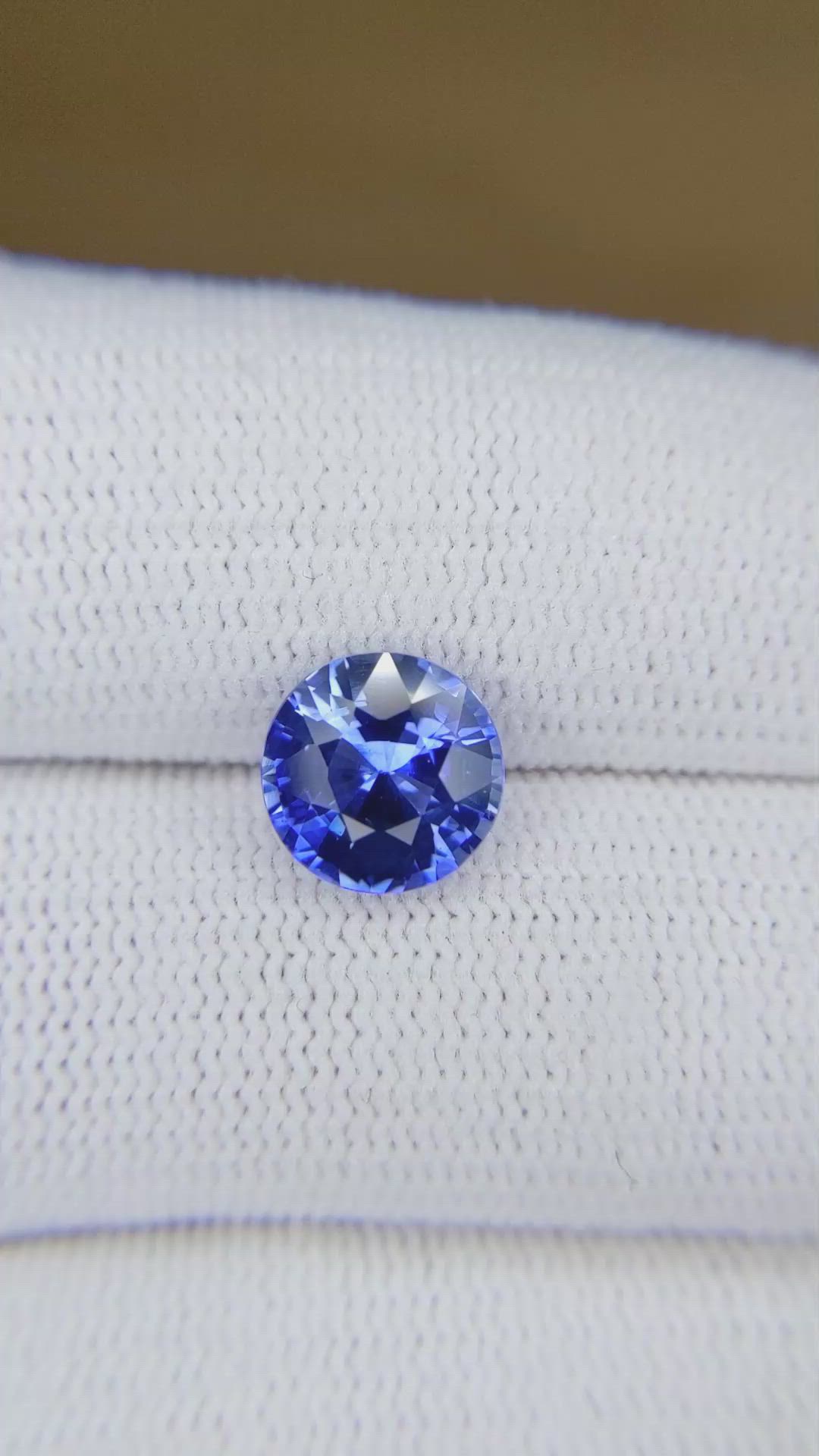 2.70 Ct. Blue Sapphire from Ceylon (Sri Lanka) Size Video