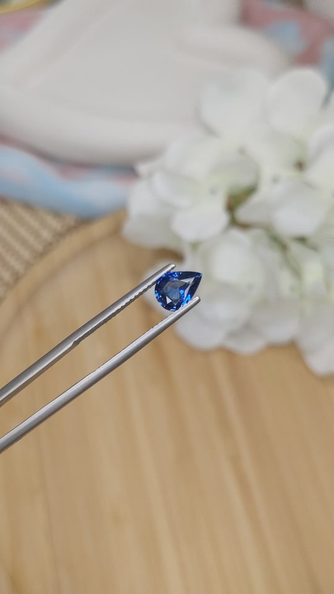 1.24 Ct. Blue Sapphire from Ceylon (Sri Lanka) Size Video