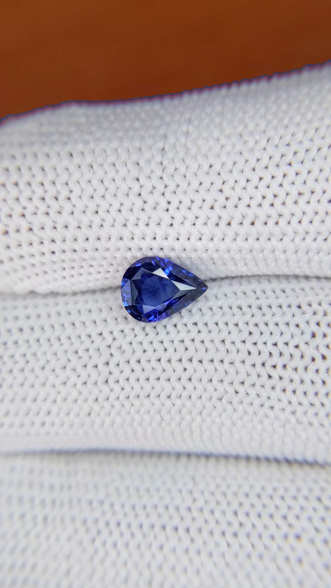 1.24 Ct. Blue Sapphire from Ceylon (Sri Lanka) Size Video