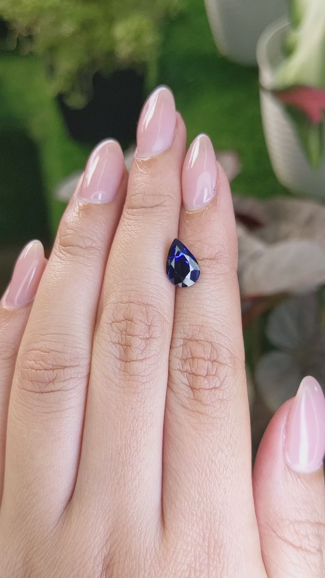 2.67 Ct. Blue Sapphire from Ceylon (Sri Lanka) Size Video