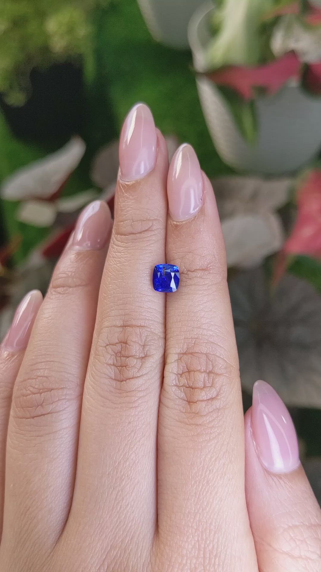 1.33 Ct. Blue Sapphire from Ceylon (Sri Lanka) Size Video