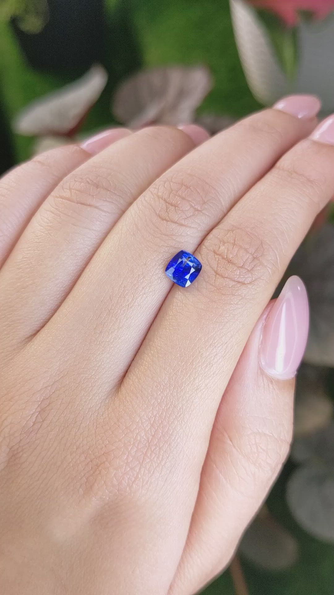 1.33 Ct. Blue Sapphire from Ceylon (Sri Lanka) Size Video
