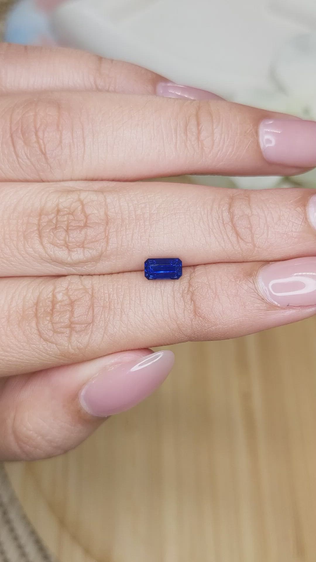 0.94 Ct. Blue Sapphire from Ceylon (Sri Lanka) Size Video