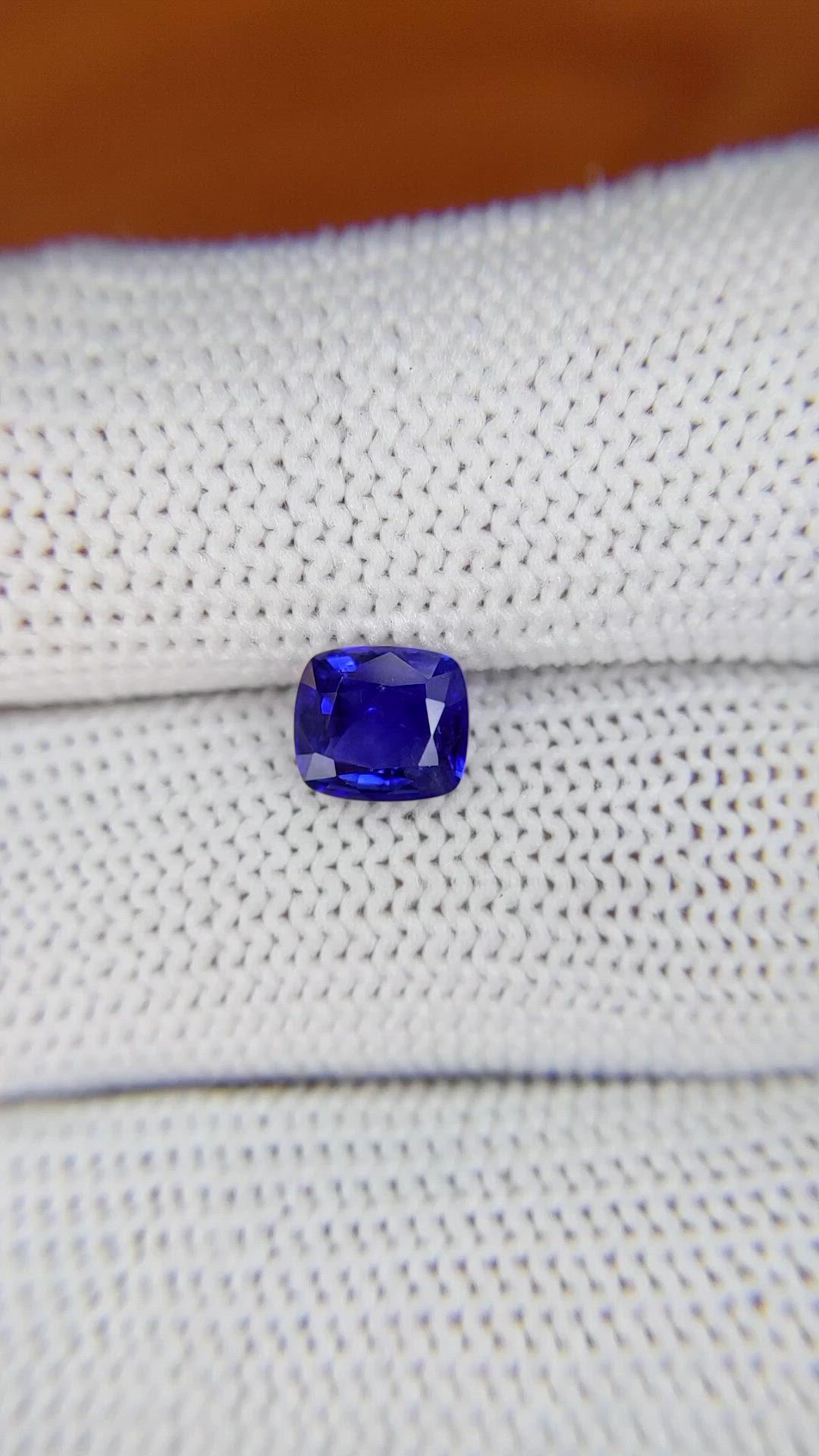 1.20 Ct. Blue Sapphire from Ceylon (Sri Lanka) Size Video