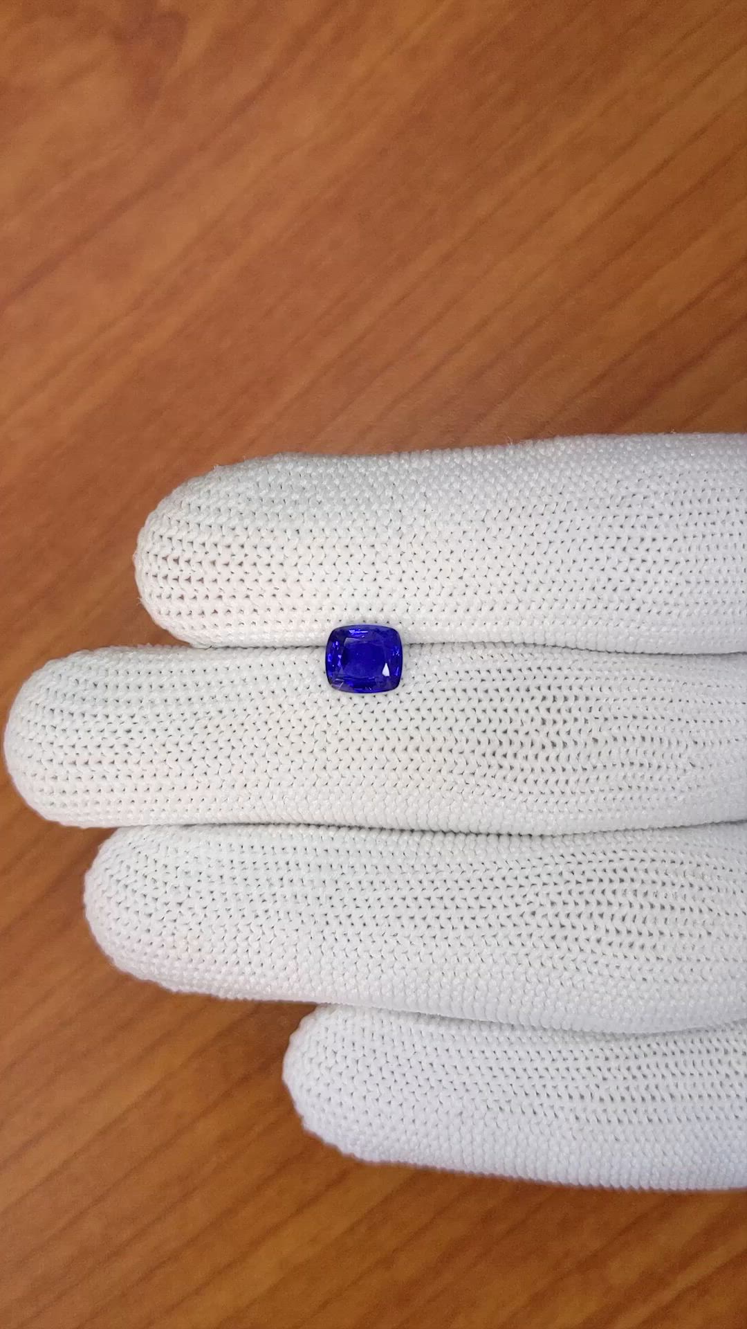 1.20 Ct. Blue Sapphire from Ceylon (Sri Lanka) Size Video