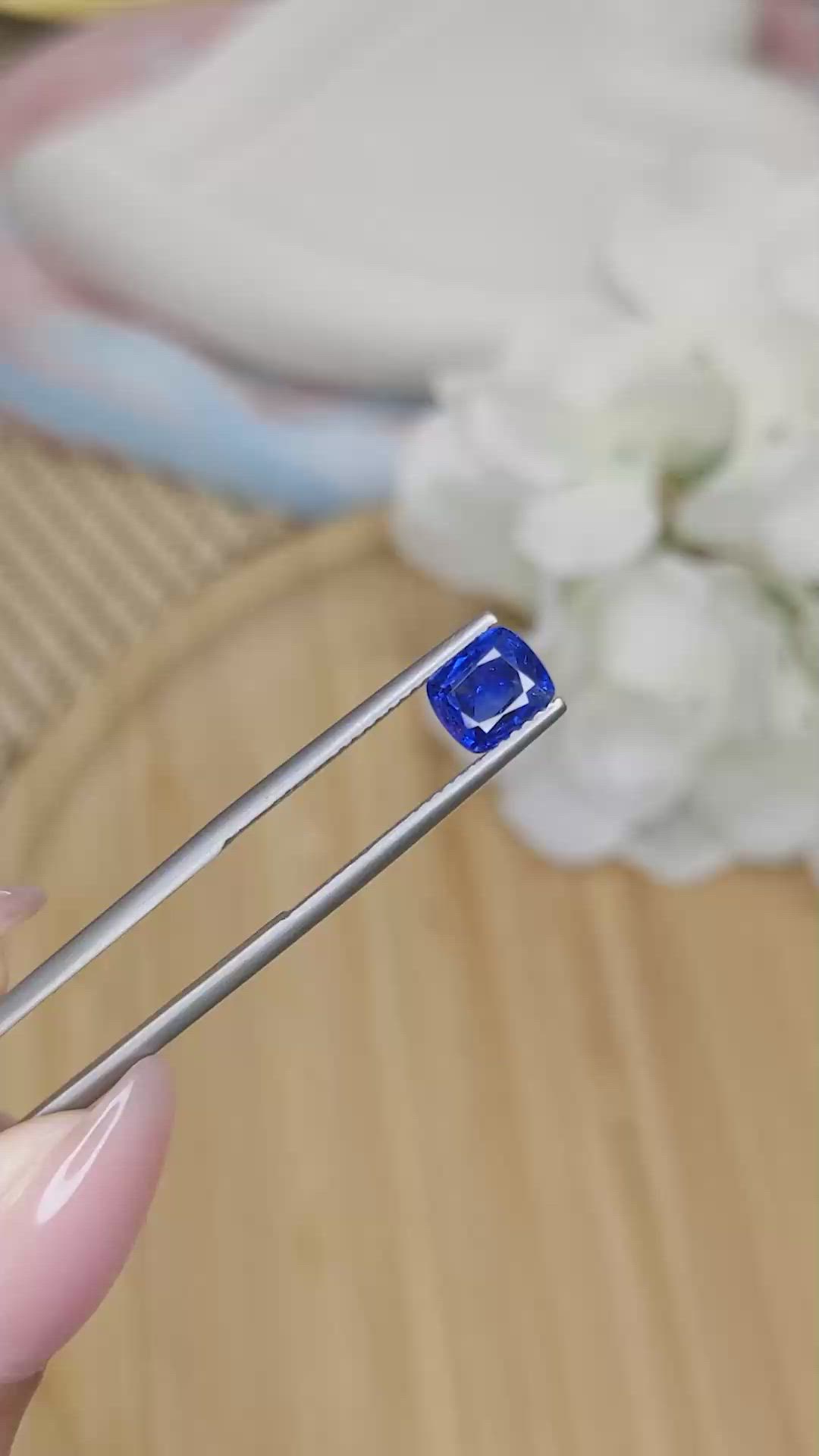1.20 Ct. Blue Sapphire from Ceylon (Sri Lanka) Size Video