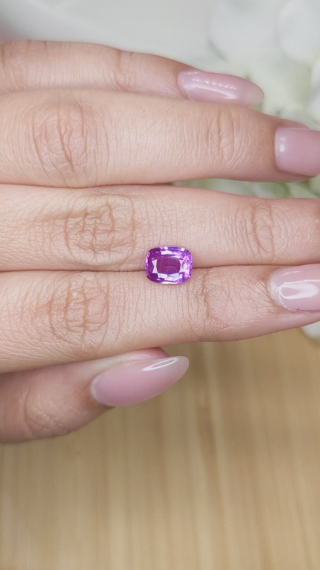 1.70 Ct. Pinkish Purple Sapphire from Ceylon (Sri Lanka) Size Video