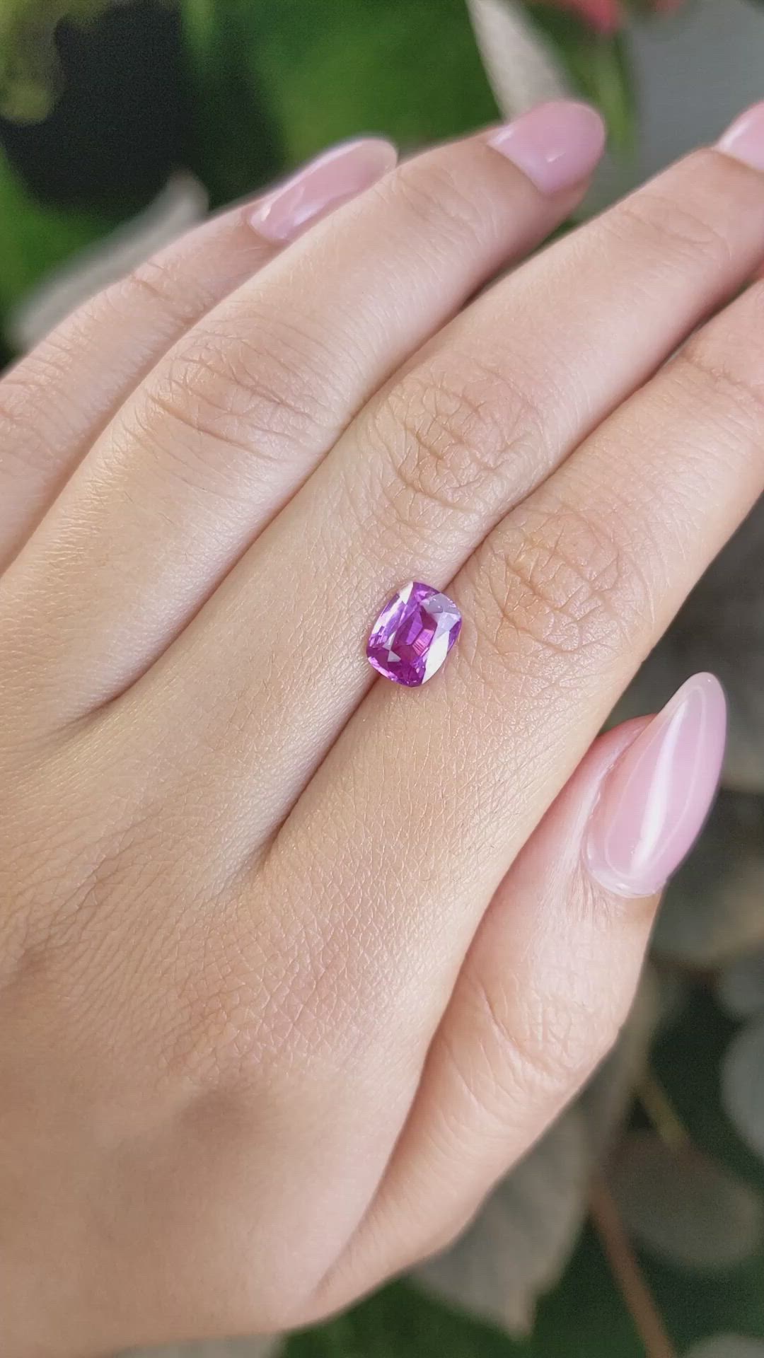 1.70 Ct. Pinkish Purple Sapphire from Ceylon (Sri Lanka) Size Video