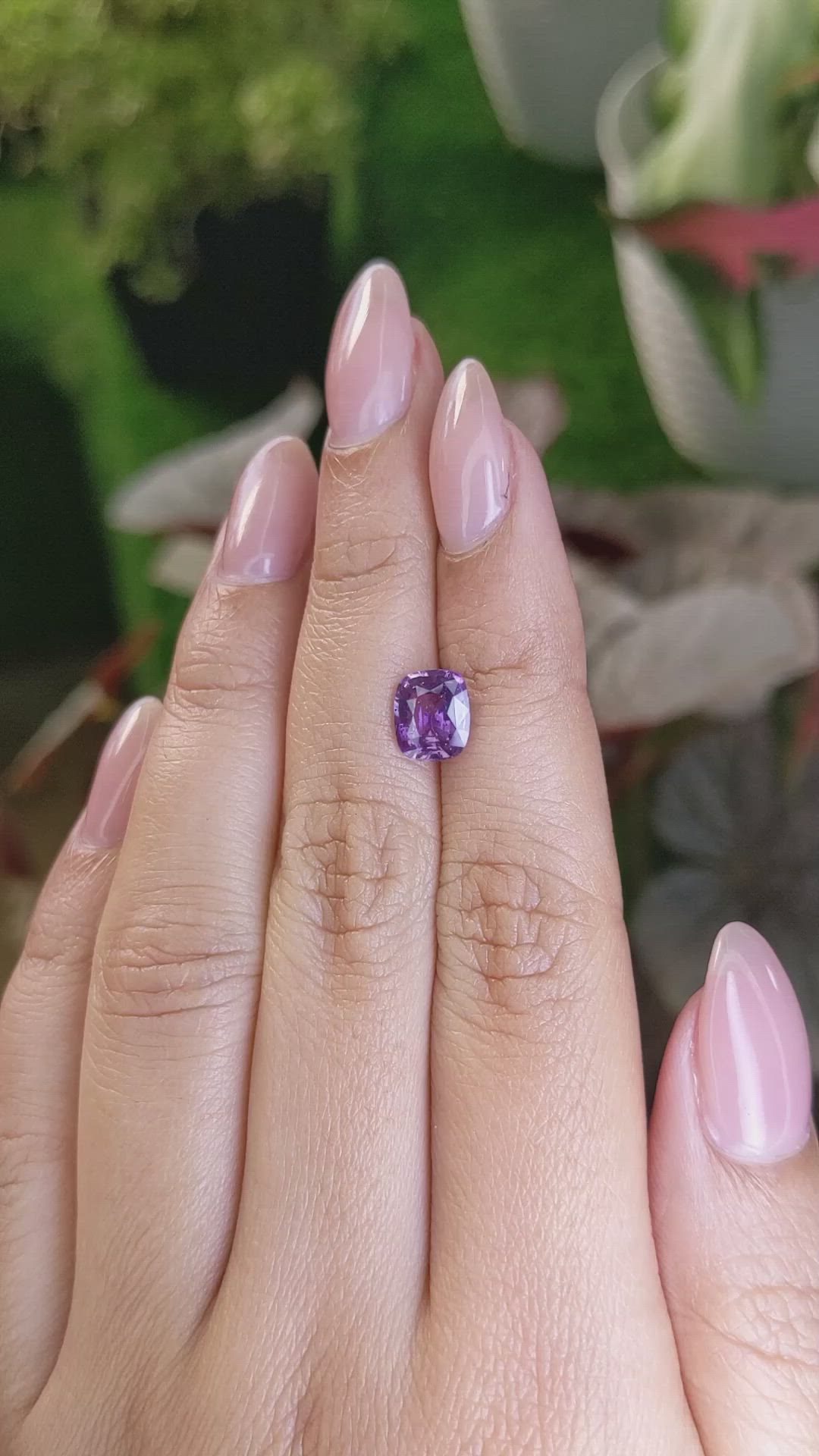 1.77 Ct. Pinkish Purple Sapphire from Ceylon (Sri Lanka) Size Video
