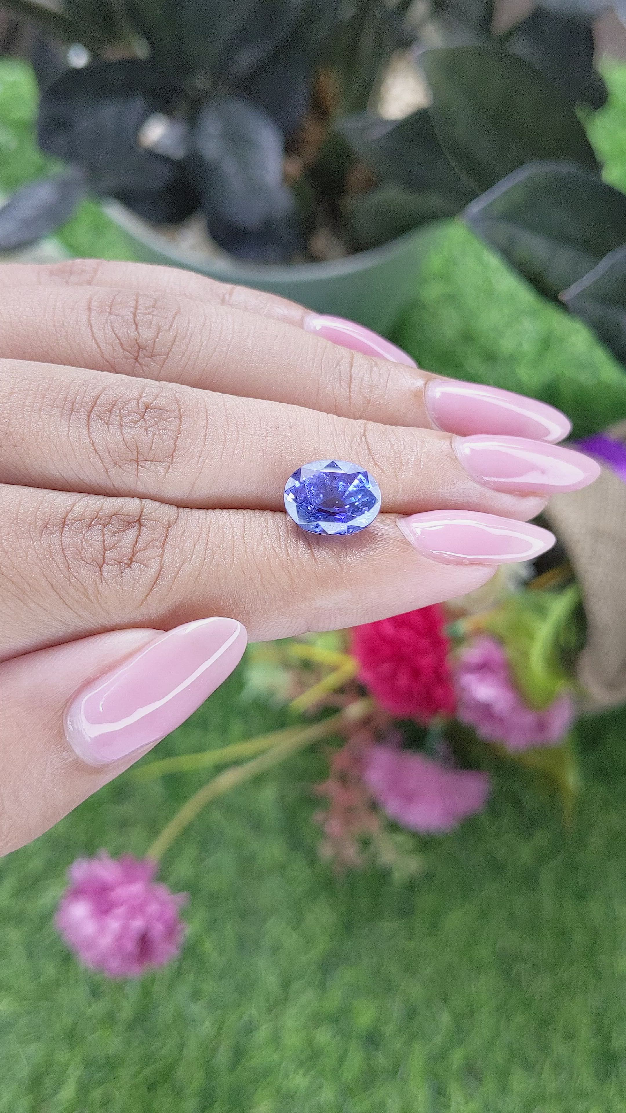 5.12 Ct. Purplish Blue Sapphire from Ceylon (Sri Lanka) Size Video