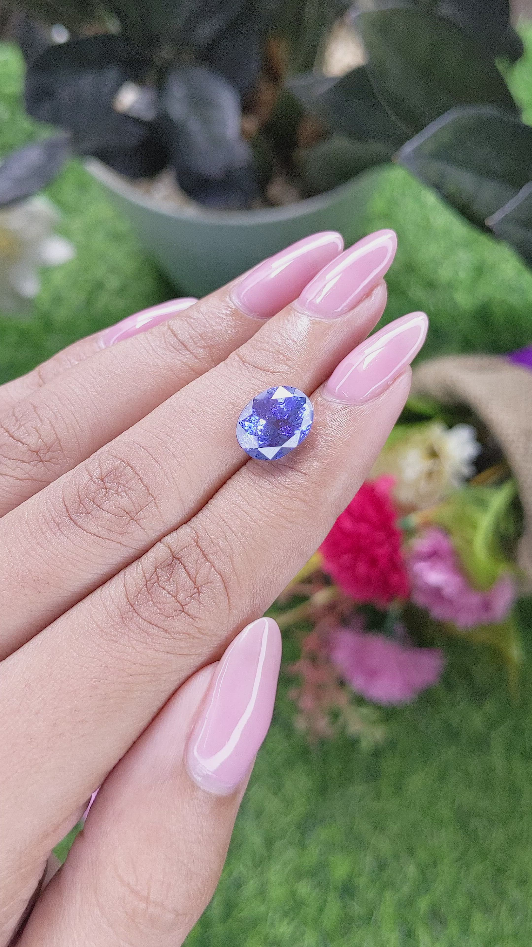 5.12 Ct. Purplish Blue Sapphire from Ceylon (Sri Lanka) Size Video