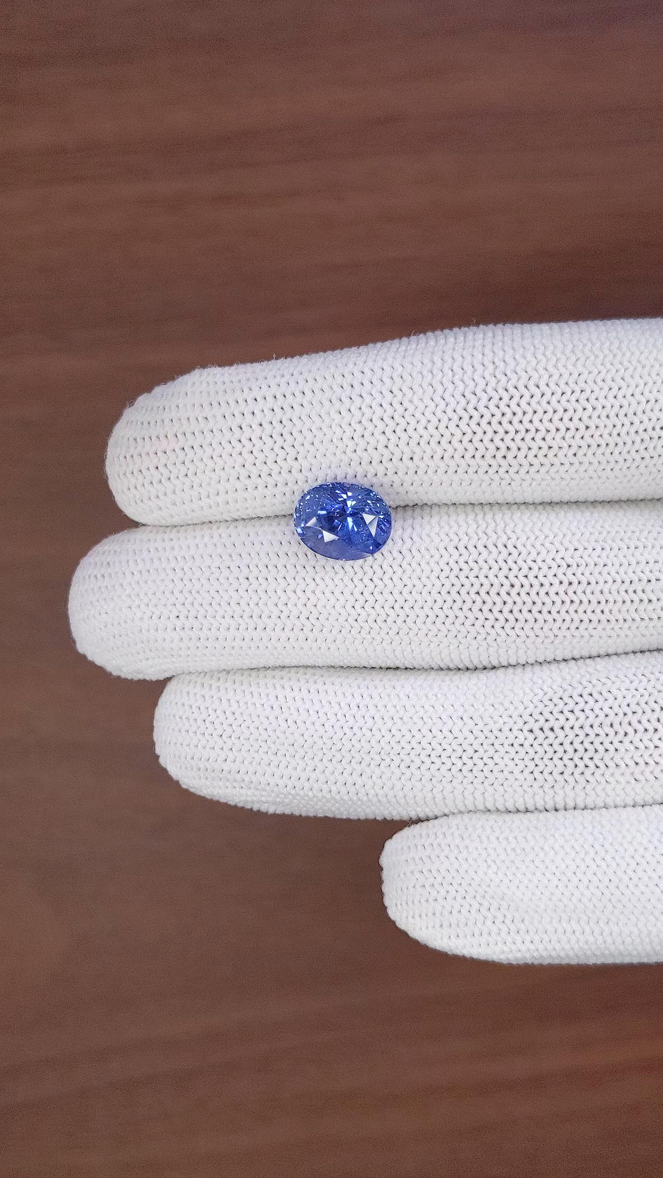 5.12 Ct. Purplish Blue Sapphire from Ceylon (Sri Lanka) Size Video