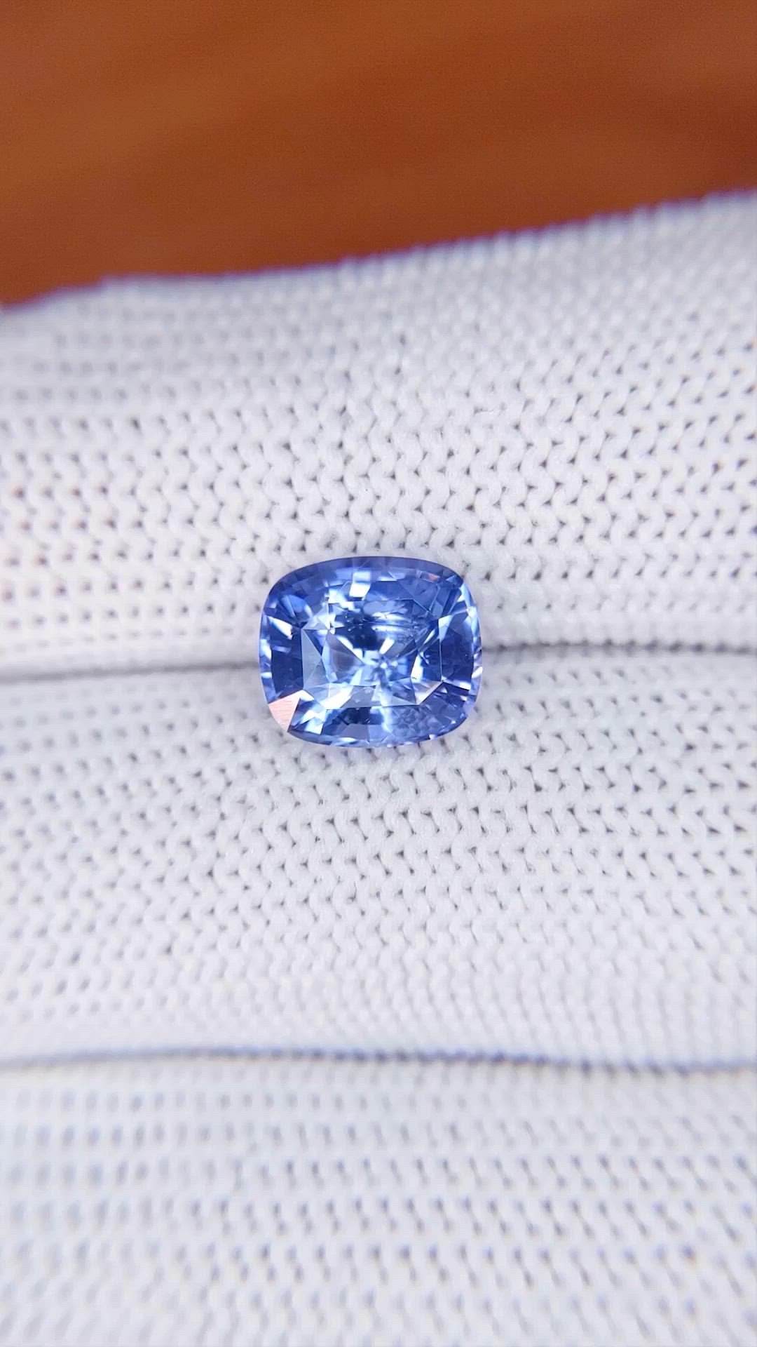 3.04 Ct. Blue Sapphire from Ceylon (Sri Lanka) Size Video