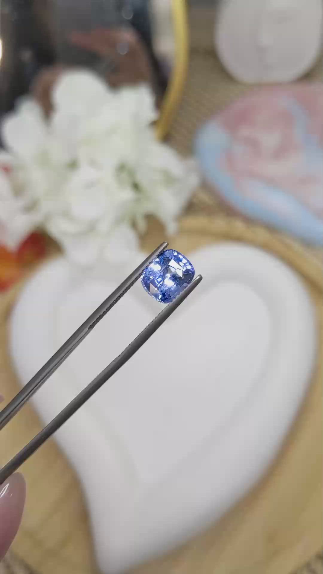 3.04 Ct. Blue Sapphire from Ceylon (Sri Lanka) Size Video