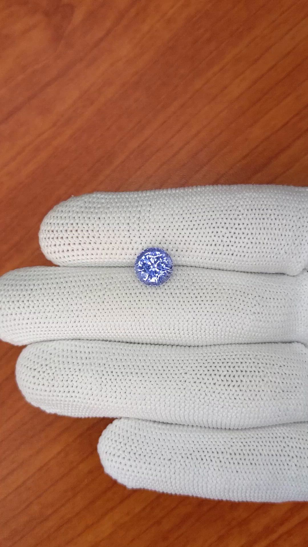 2.96 Ct. Blue Sapphire from Ceylon (Sri Lanka) Size Video