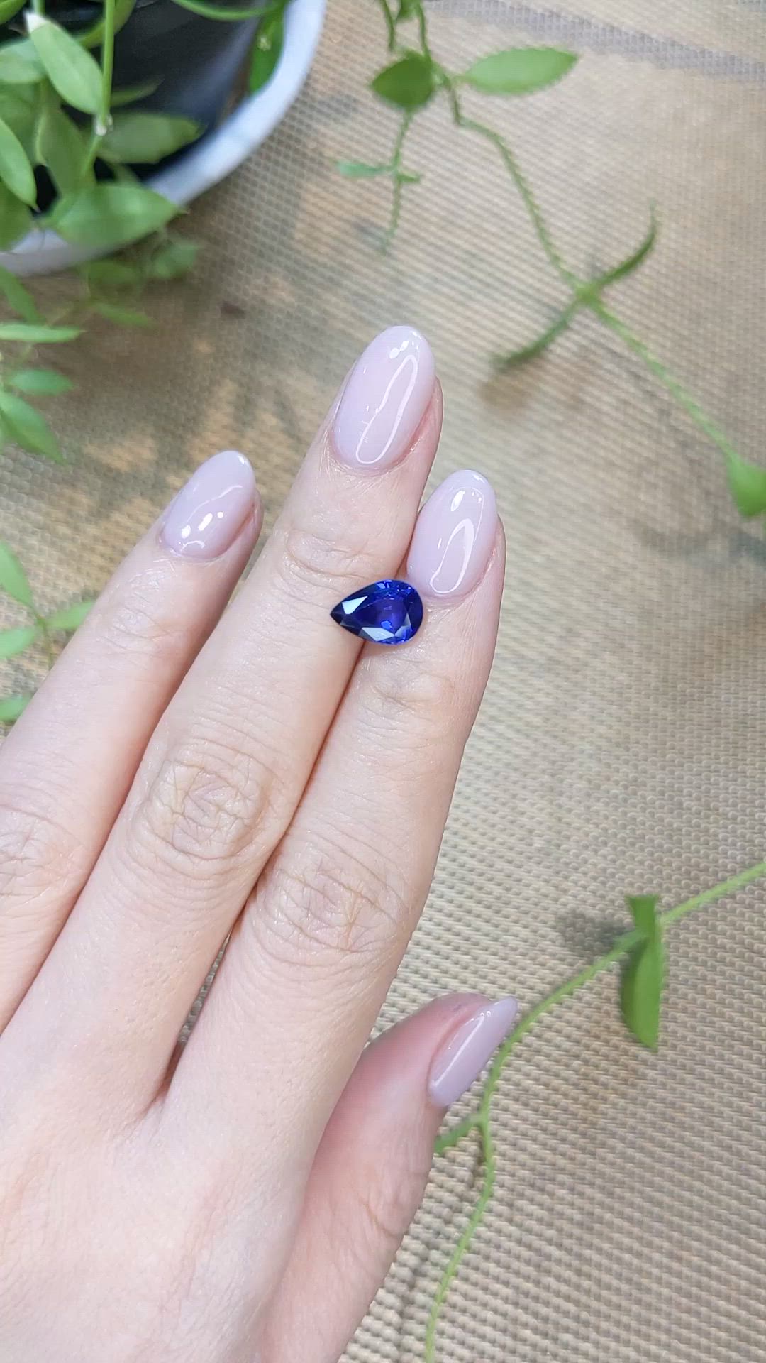 1.87 Ct. Blue Sapphire from Ceylon (Sri Lanka) Size Video