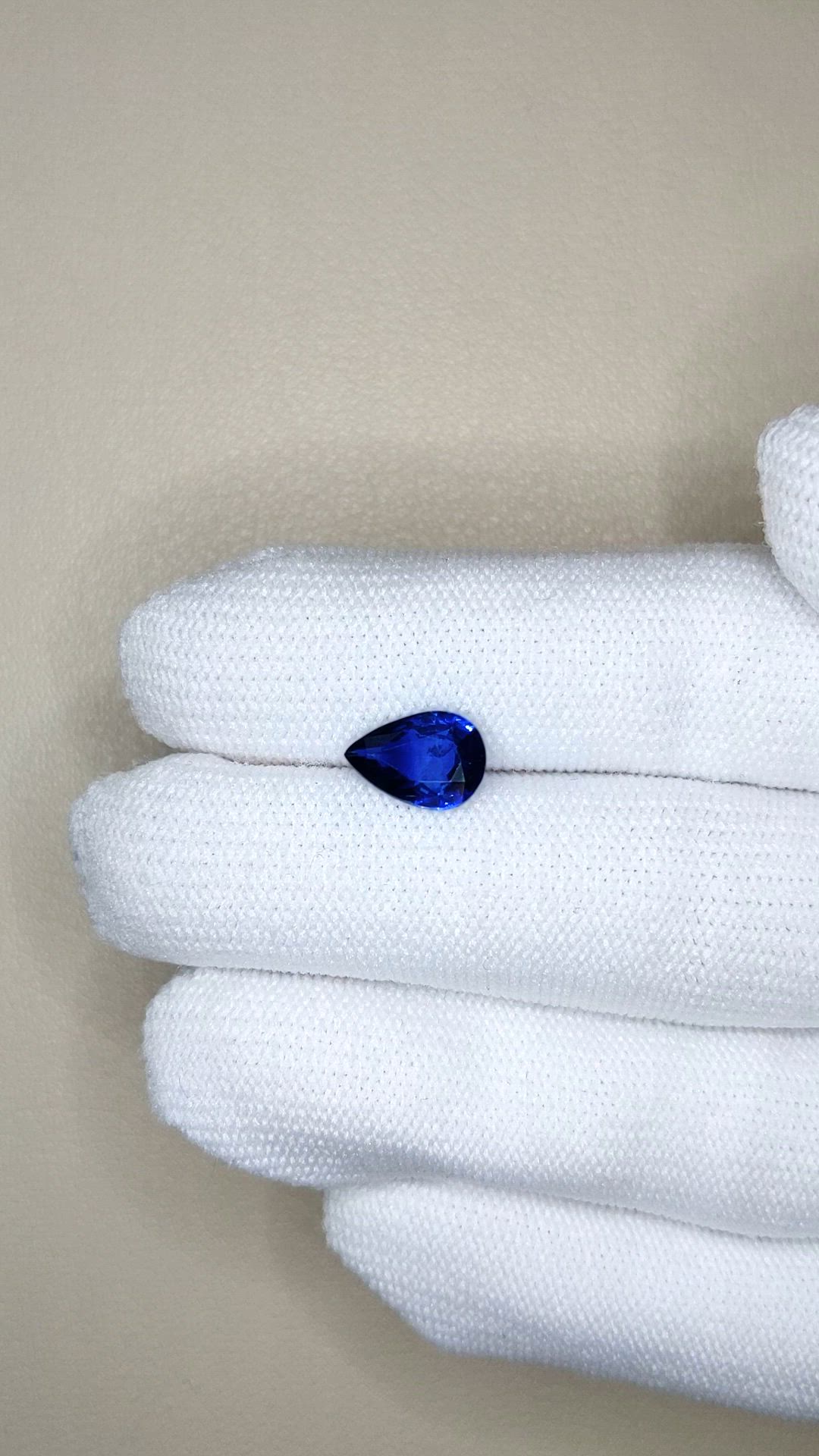1.87 Ct. Blue Sapphire from Ceylon (Sri Lanka) Size Video