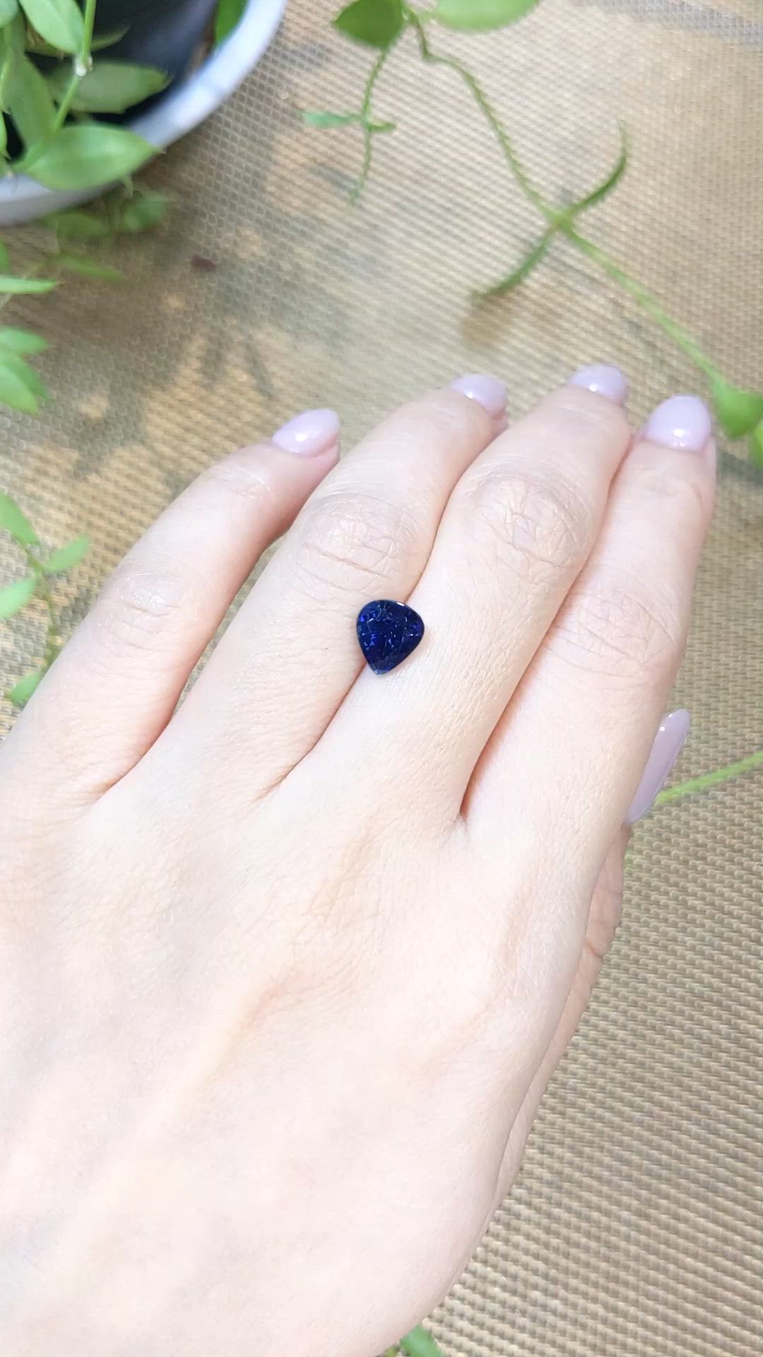 2.34 Ct. Blue Sapphire from Ceylon (Sri Lanka) Size Video