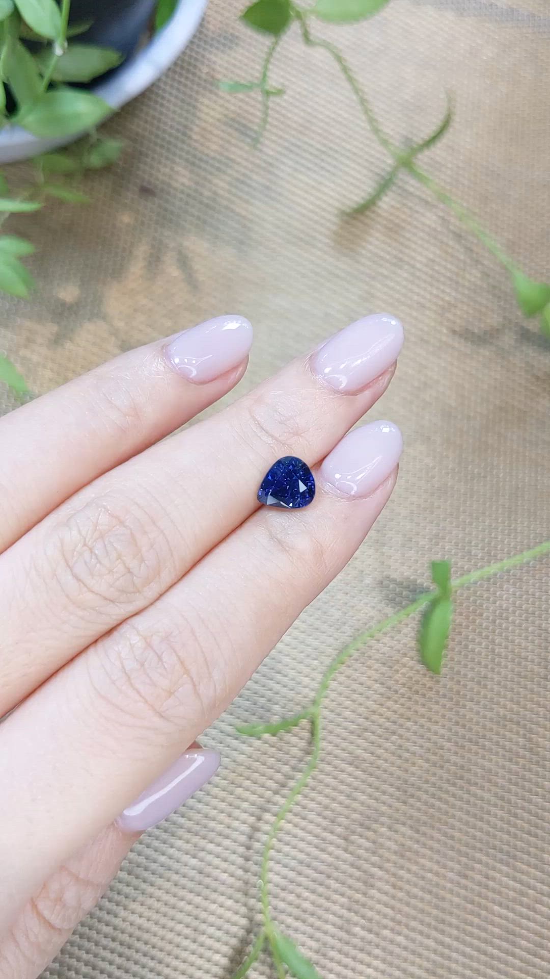 2.34 Ct. Blue Sapphire from Ceylon (Sri Lanka) Size Video