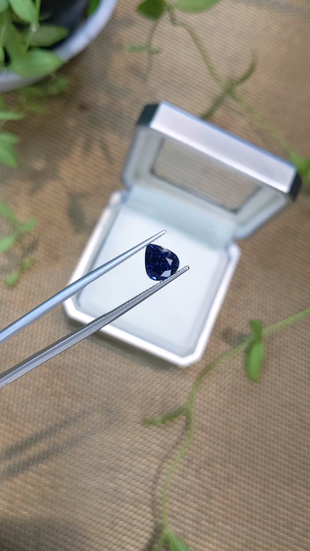 2.34 Ct. Blue Sapphire from Ceylon (Sri Lanka) Size Video