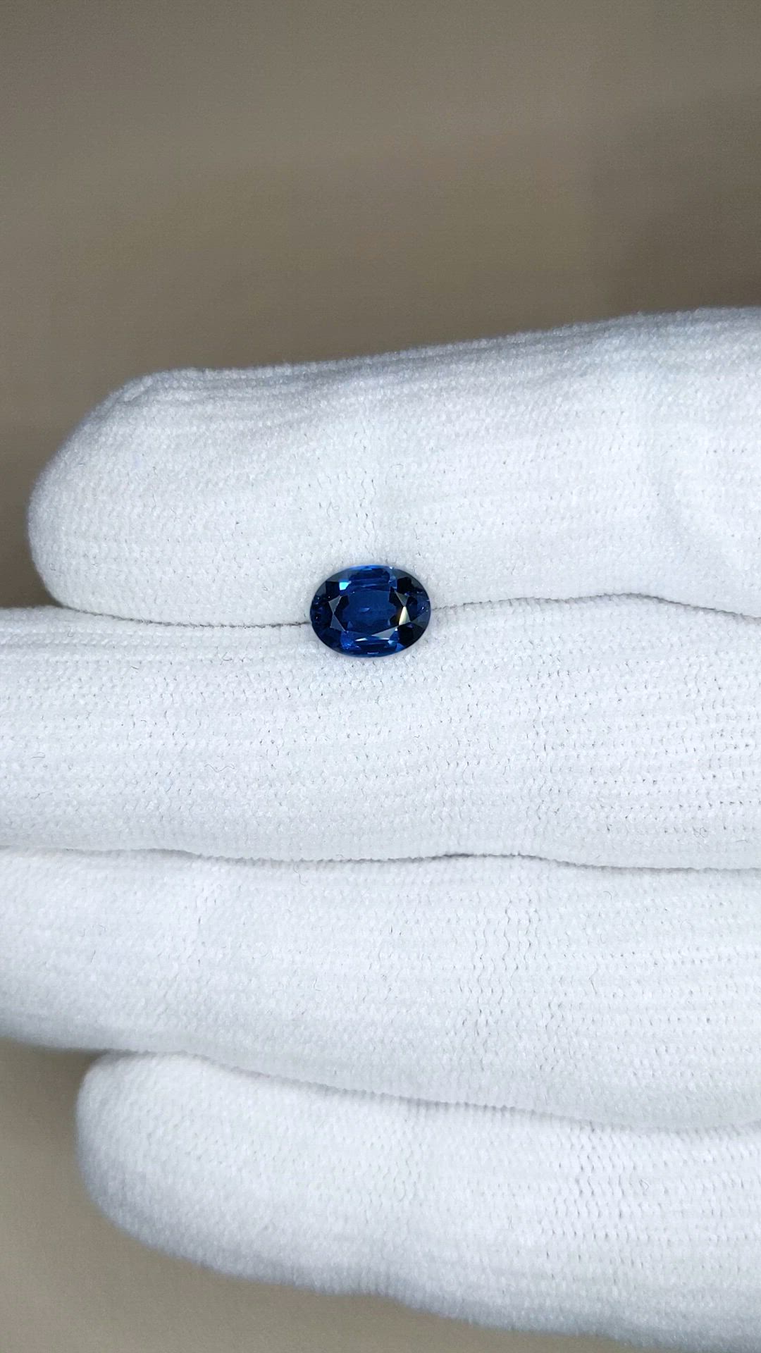 2.08 Ct. Blue Sapphire from Ceylon (Sri Lanka) Size Video