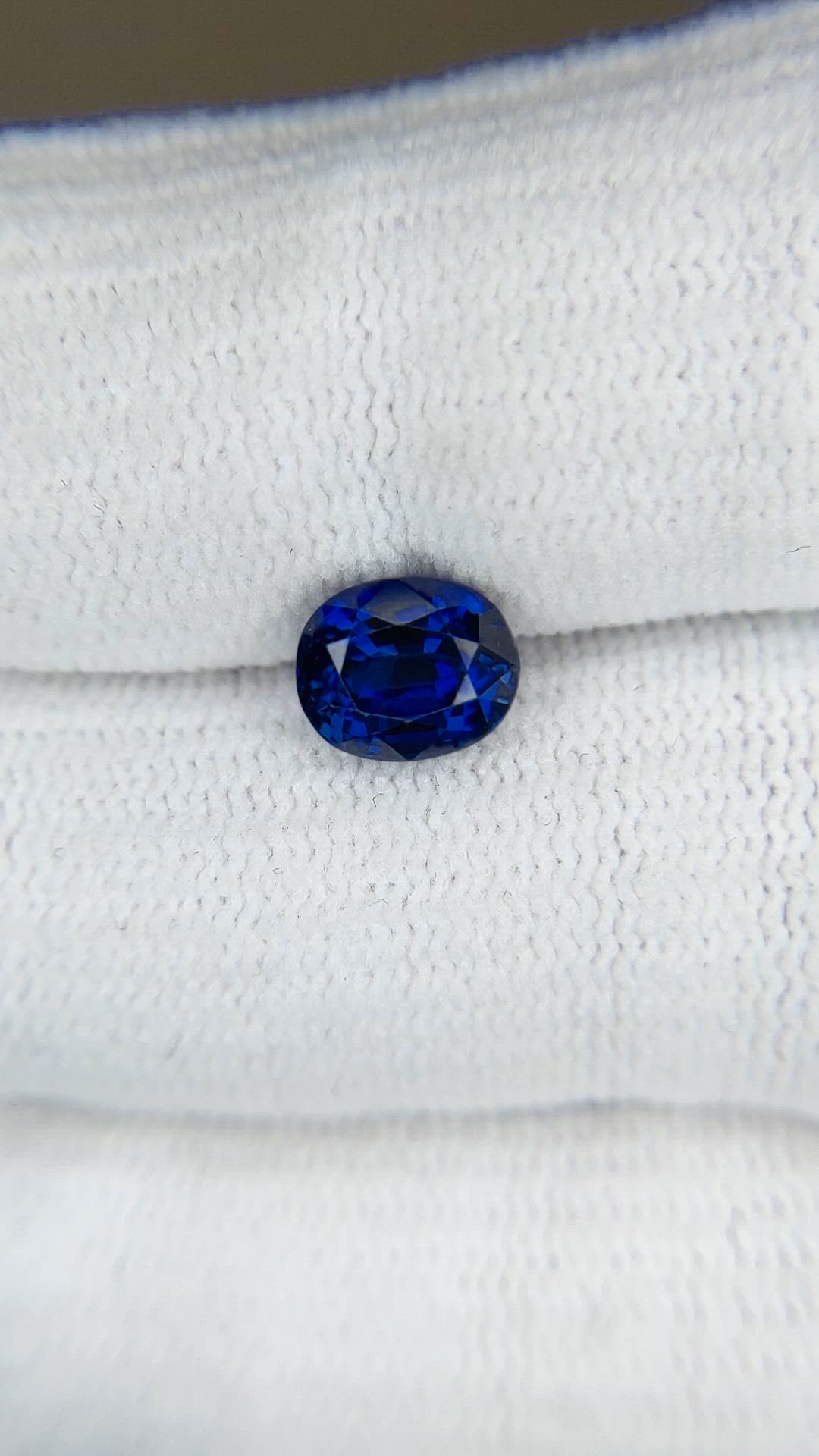 2.04 Ct. Blue Sapphire from Ceylon (Sri Lanka) Size Video