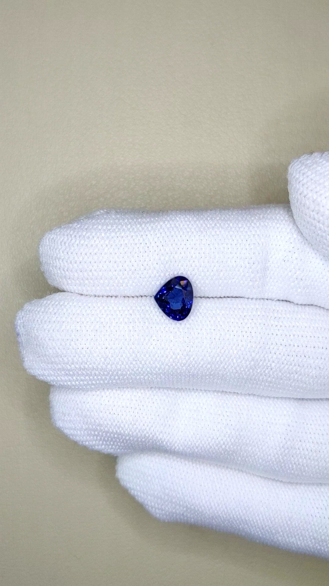 1.96 Ct. Blue Sapphire from Ceylon (Sri Lanka) Size Video