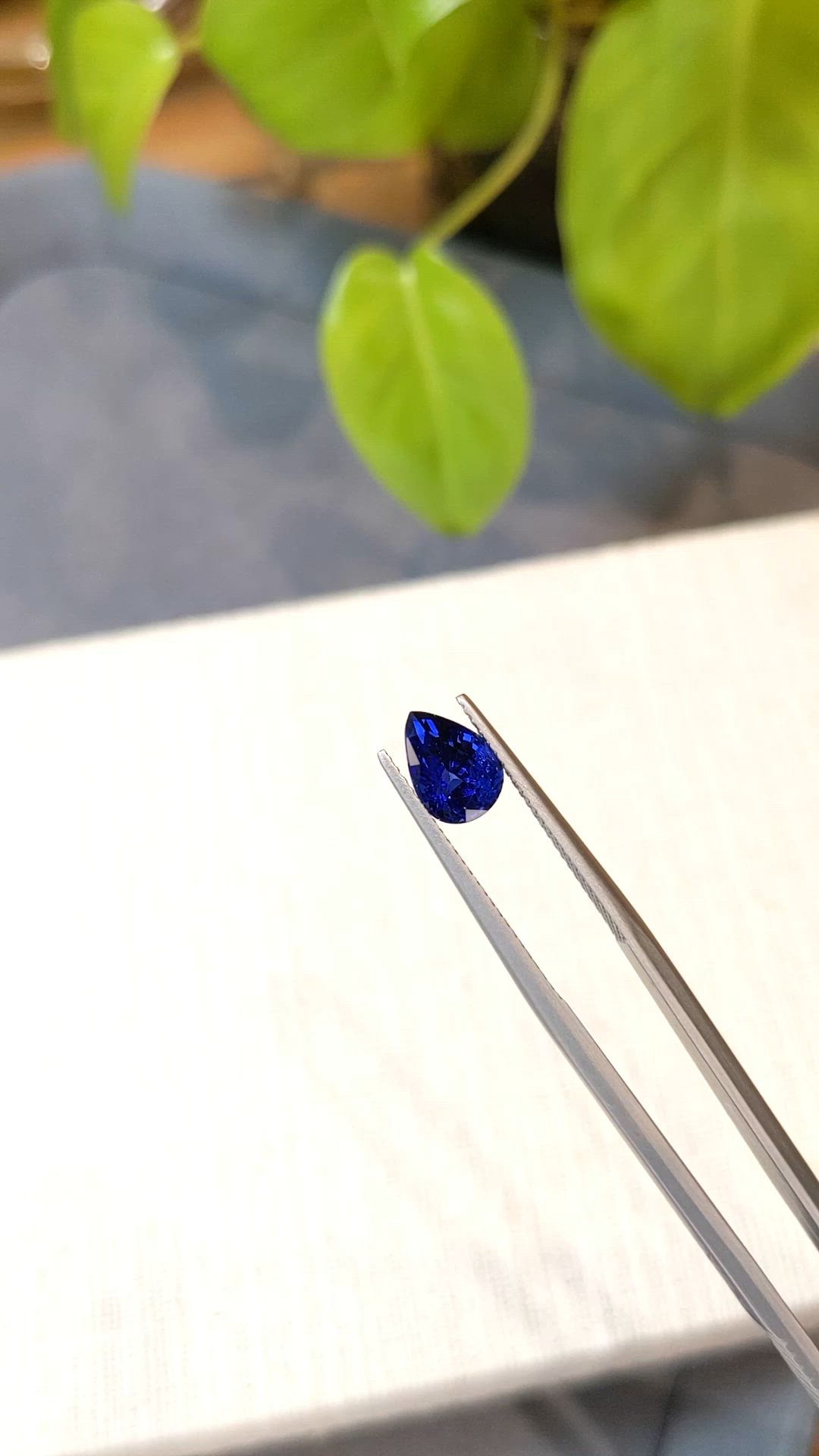 2.00 Ct. Blue Sapphire from Ceylon (Sri Lanka) Size Video