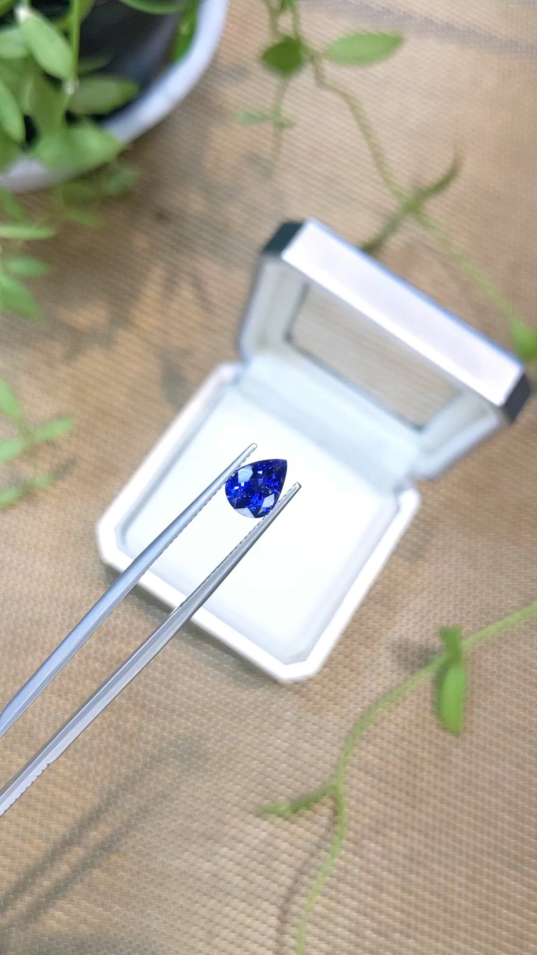2.06 Ct. Blue Sapphire from Ceylon (Sri Lanka) Size Video