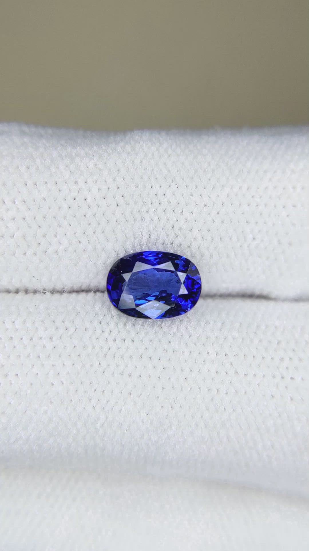 1.97 Ct. Blue Sapphire from Ceylon (Sri Lanka) Size Video