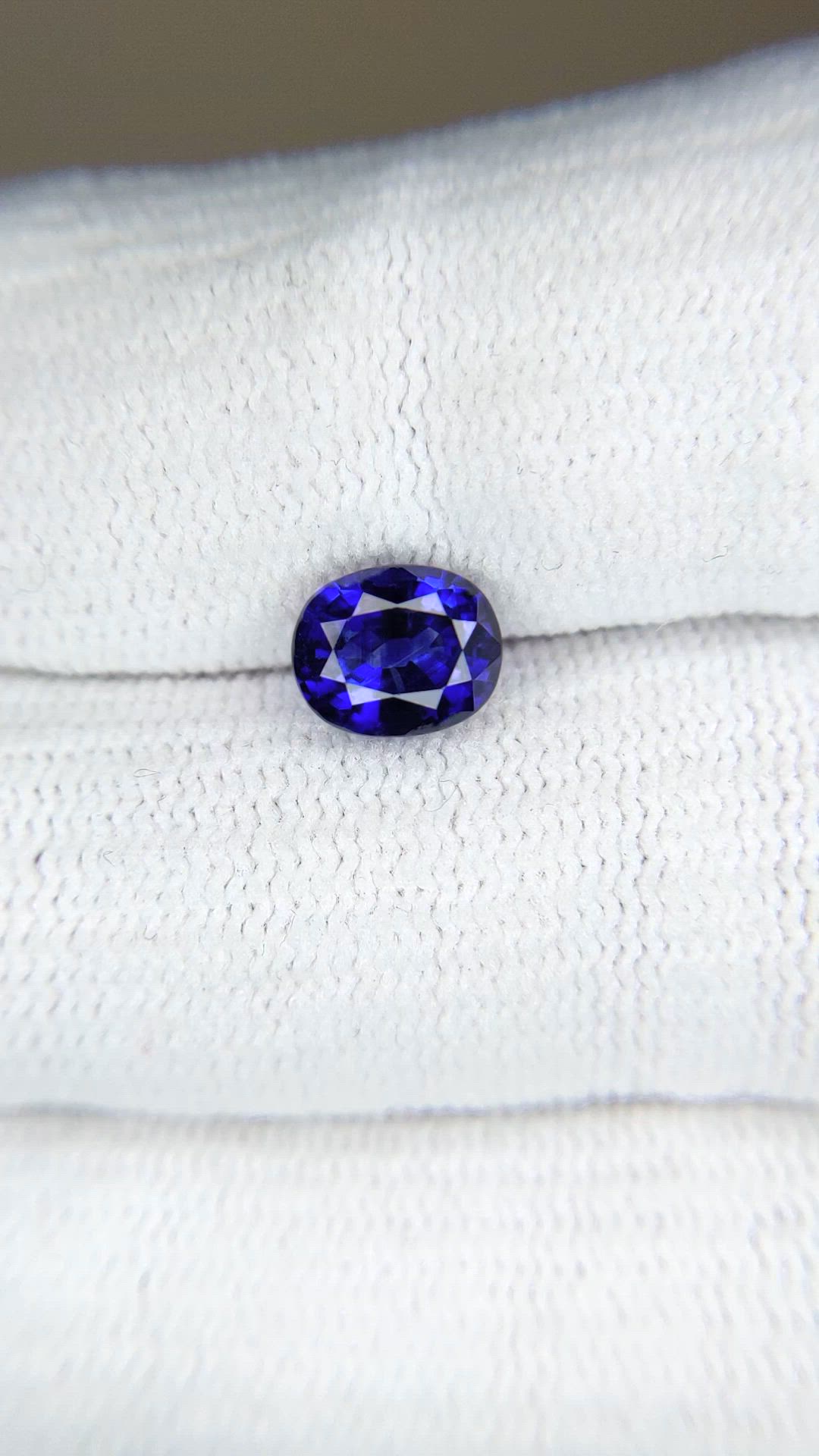 2.06 Ct. Blue Sapphire from Ceylon (Sri Lanka) Size Video