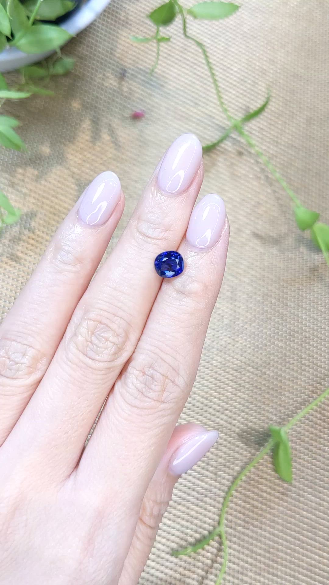 1.79 Ct. Blue Sapphire from Ceylon (Sri Lanka) Size Video