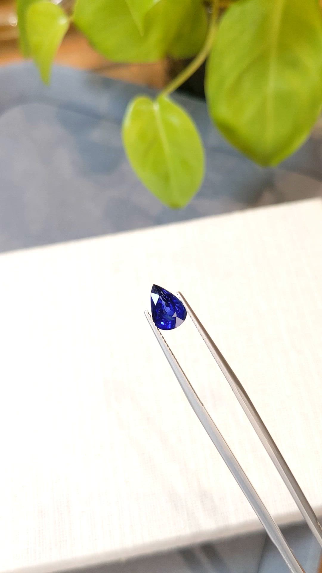 2.00 Ct. Blue Sapphire from Ceylon (Sri Lanka) Size Video