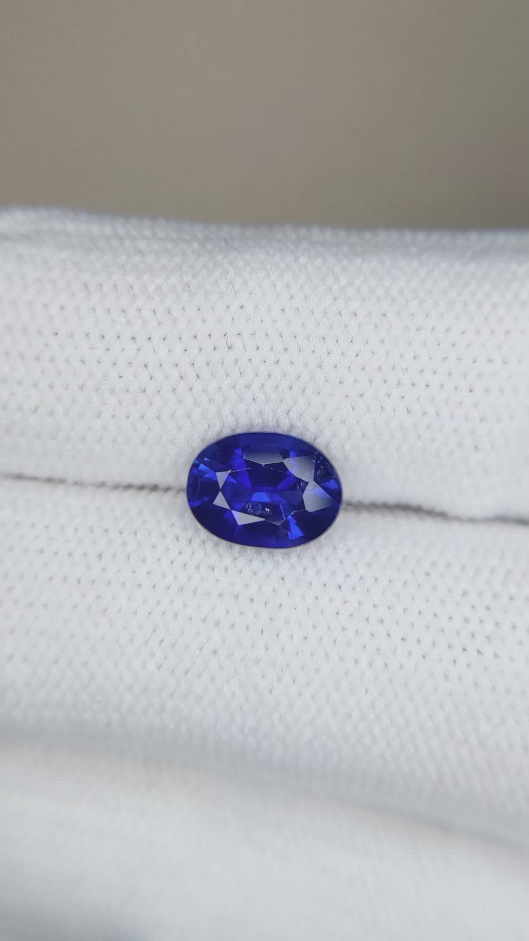 2.05 Ct. Blue Sapphire from Ceylon (Sri Lanka) Size Video