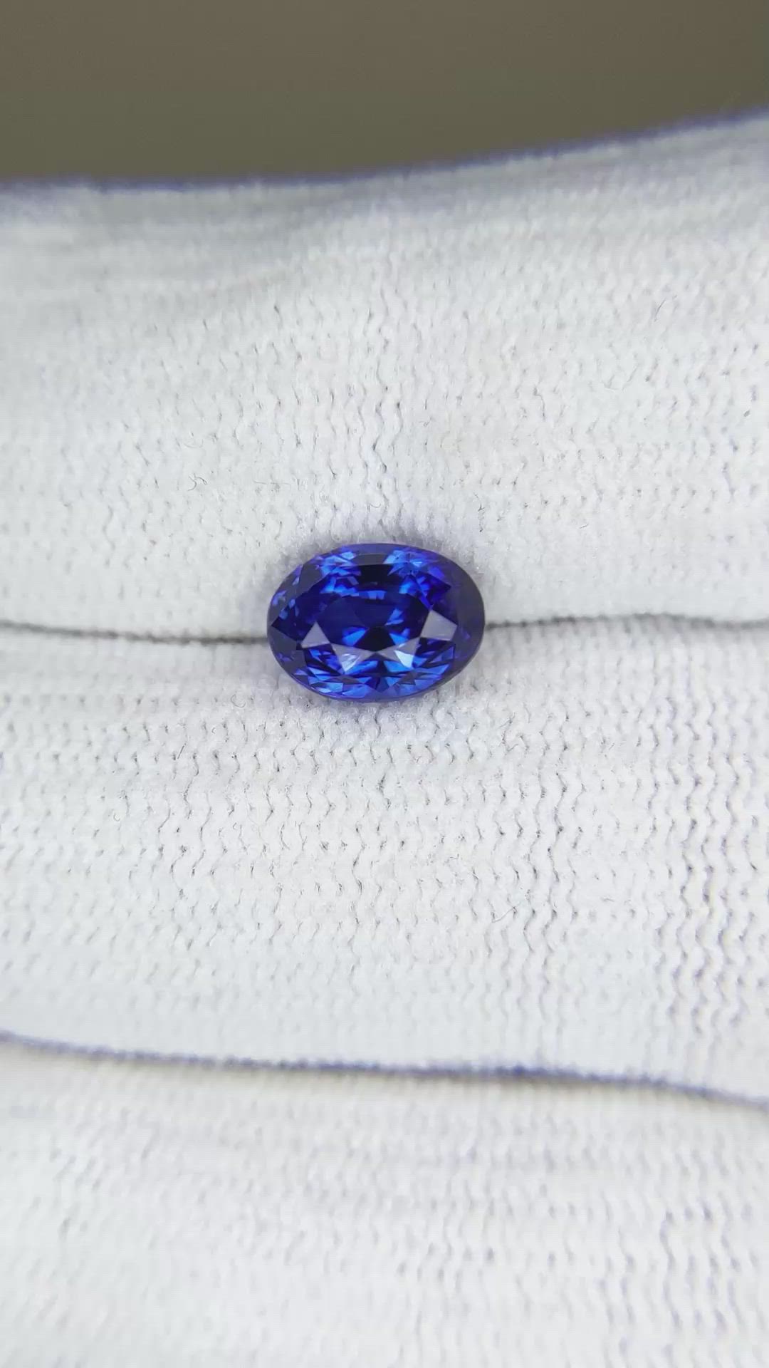 2.40 Ct. Blue Sapphire from Ceylon (Sri Lanka) Size Video