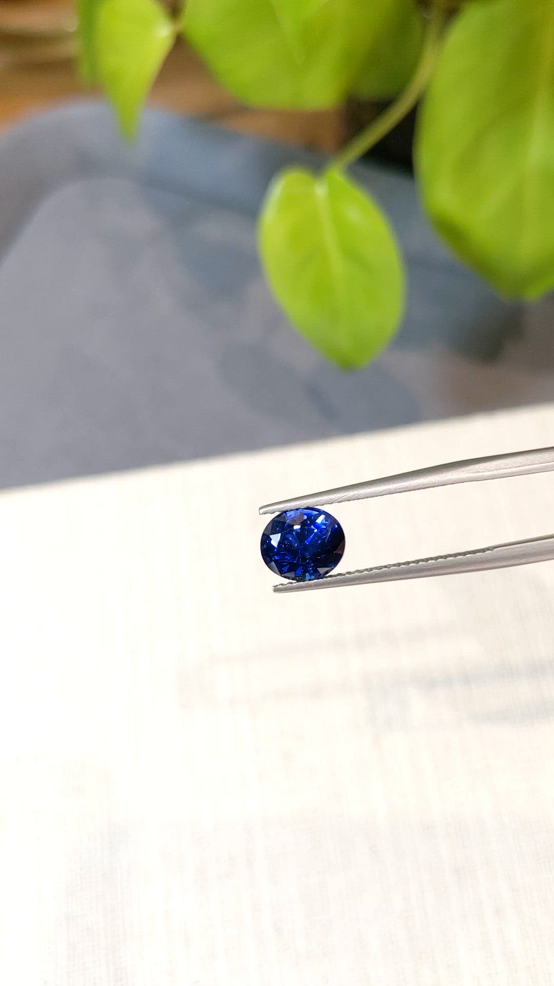 2.35 Ct. Blue Sapphire from Ceylon (Sri Lanka) Size Video