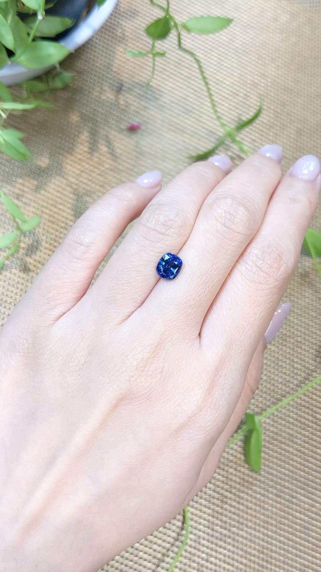 2.07 Ct. Blue Sapphire from Ceylon (Sri Lanka) Size Video