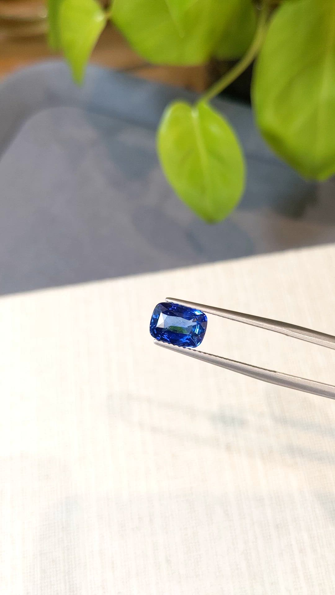 2.62 Ct. Blue Sapphire from Ceylon (Sri Lanka) Size Video