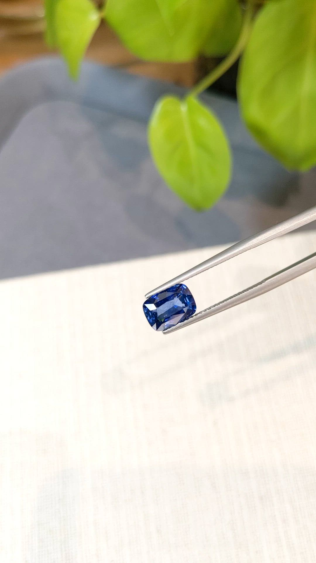 2.62 Ct. Blue Sapphire from Ceylon (Sri Lanka) Size Video