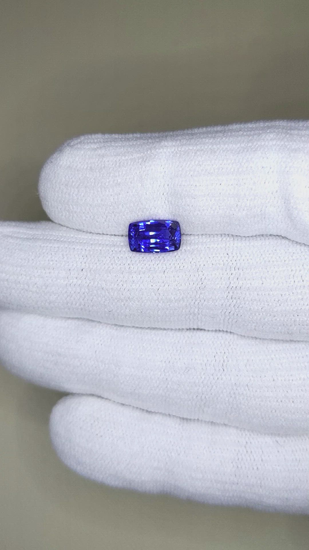 2.01 Ct. Blue Sapphire from Ceylon (Sri Lanka) Size Video