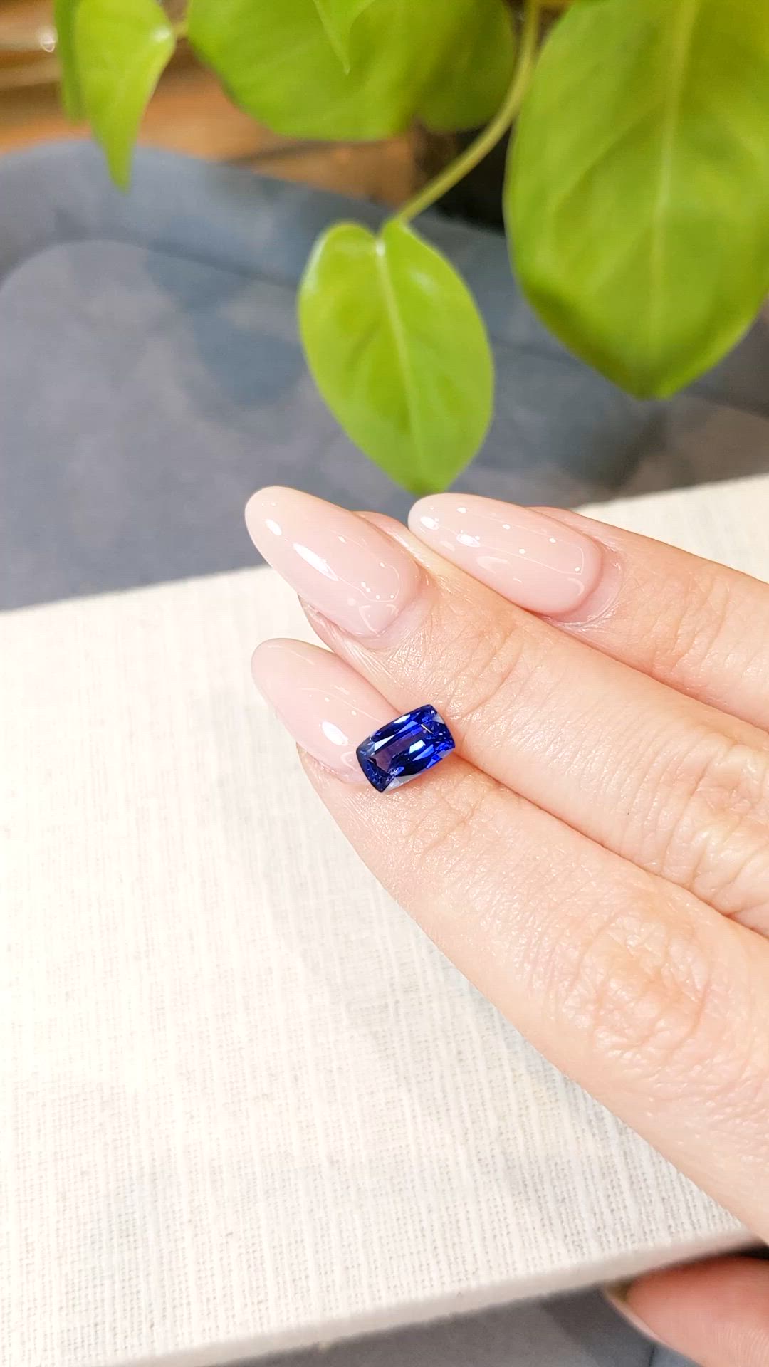 2.01 Ct. Blue Sapphire from Ceylon (Sri Lanka) Size Video