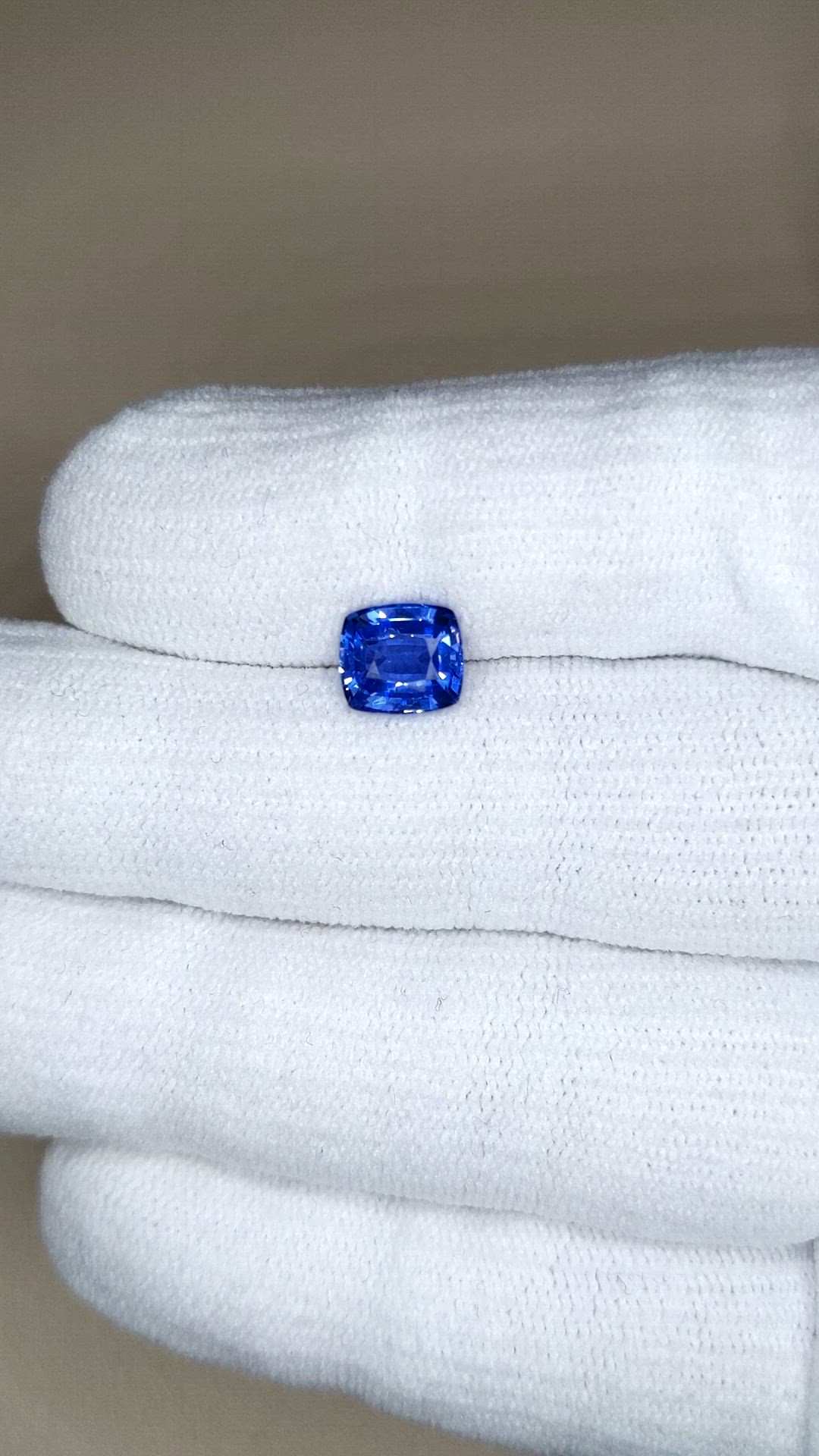 2.04 Ct. Blue Sapphire from Ceylon (Sri Lanka) Size Video