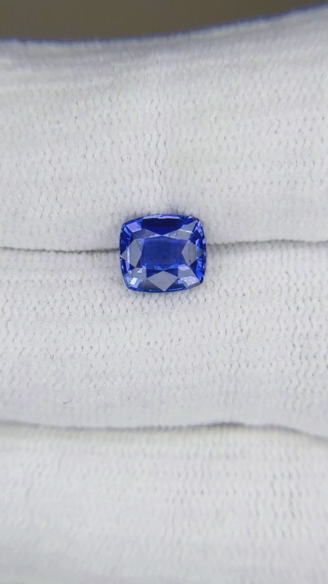2.04 Ct. Blue Sapphire from Ceylon (Sri Lanka) Size Video