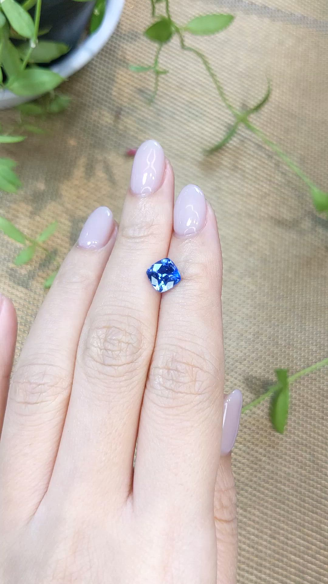 2.14 Ct. Blue Sapphire from Ceylon (Sri Lanka) Size Video